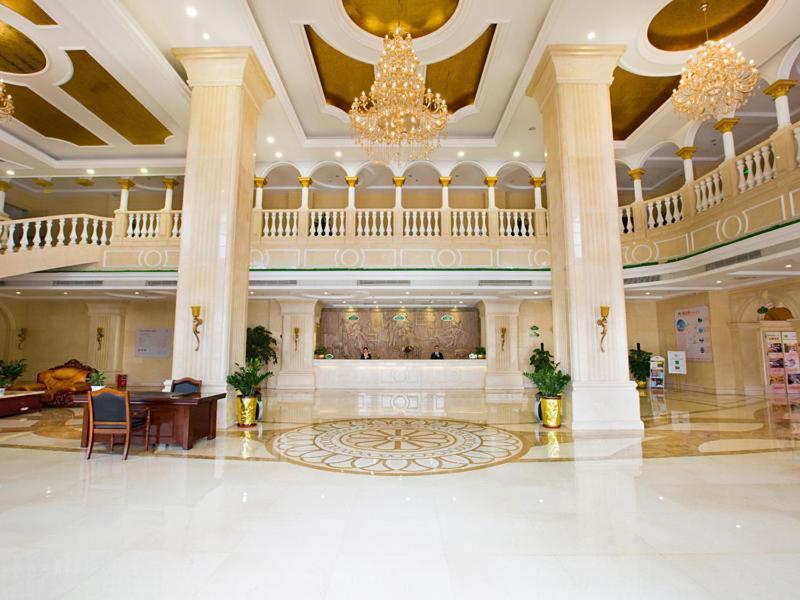 Vienna Hotel Heyuan High-Tech Yi Road Buitenkant foto