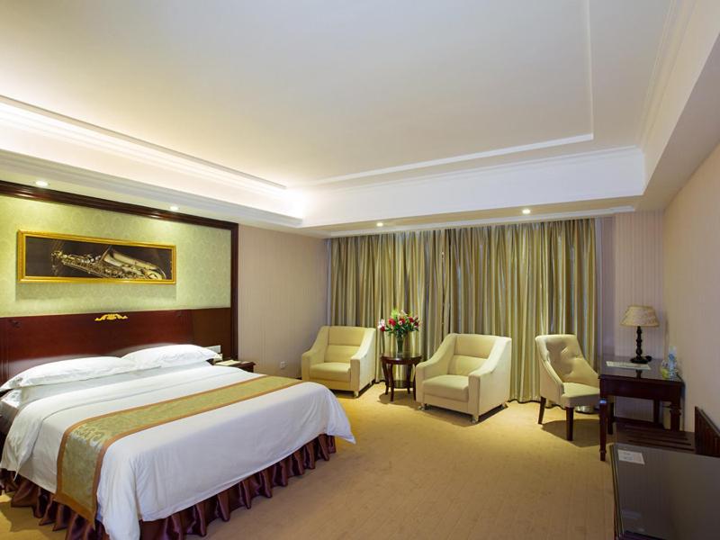 Vienna Hotel Heyuan High-Tech Yi Road Buitenkant foto